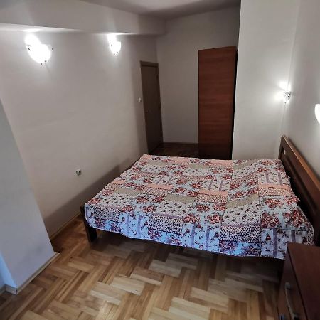 Zagrebska Flat Apartment Скопие Екстериор снимка