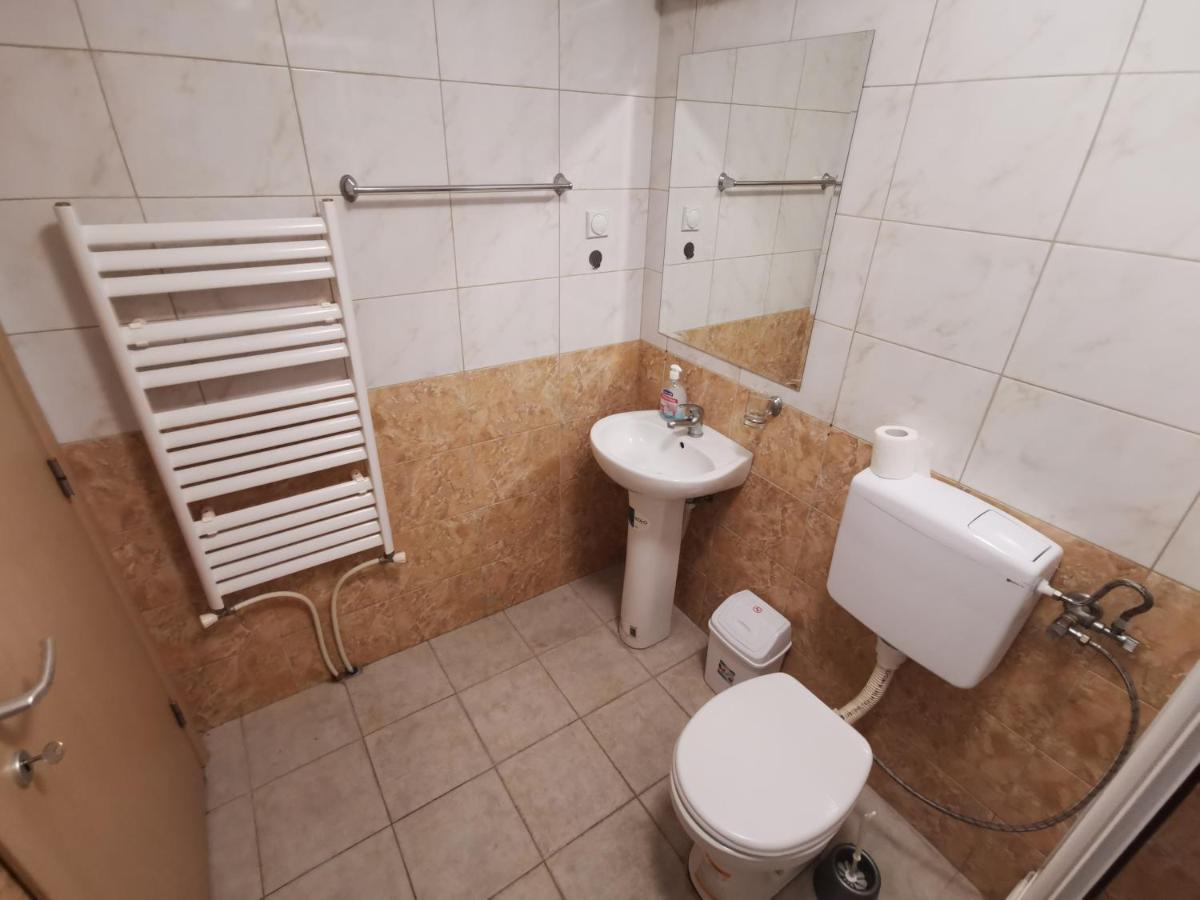 Zagrebska Flat Apartment Скопие Екстериор снимка